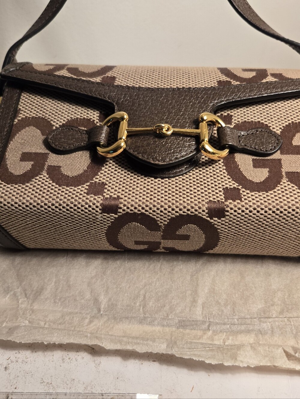 Gucci Brown GG Supreme Canvas Shoulder Bag with Gold Horsebit - Picture 6 of 9